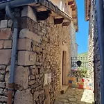 Holiday home La Maisonnette Avec Belle Vue A St Rome De Tarn