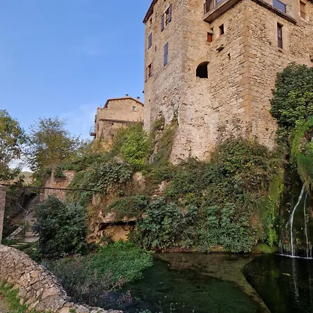 La Maisonnette Avec Belle Vue à St Rome De Tarn Saint-Rome-de-Tarn